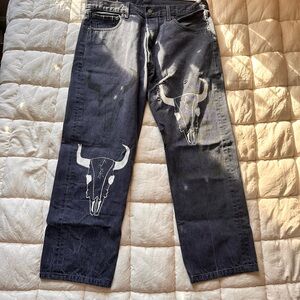Signature by Levi Strauss Dark Gray Graphic Hand Painted Jeans
